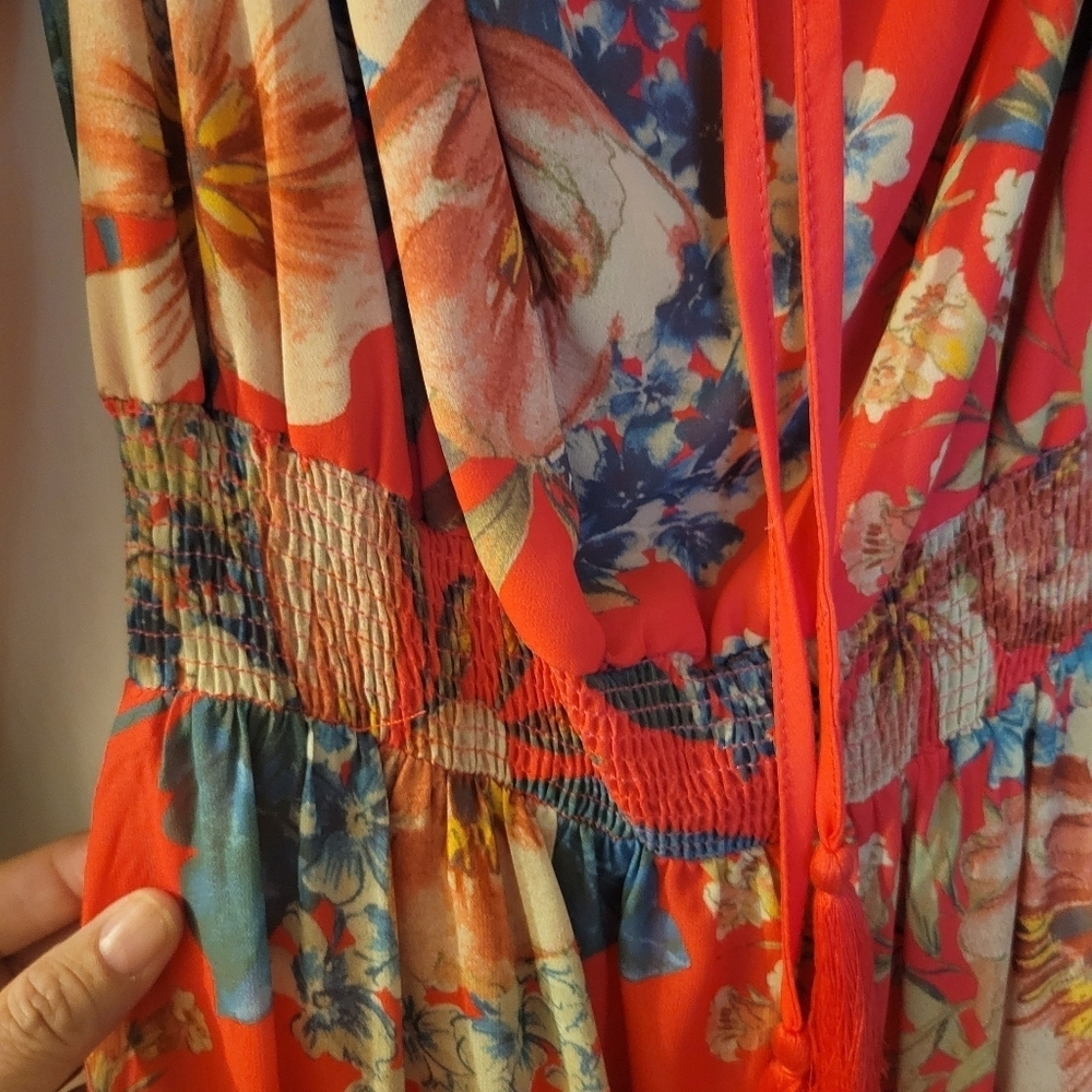 Ladies Small Floral Dress - Picture 4 of 7